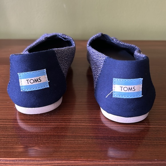 Ladies Toms Navy Classic Shoes - Picture 5 of 13